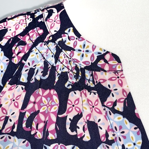 Crown & Ivy size S navy & pink elephant print 3/4 sleeve V-neck pullover blouse - Picture 5 of 12